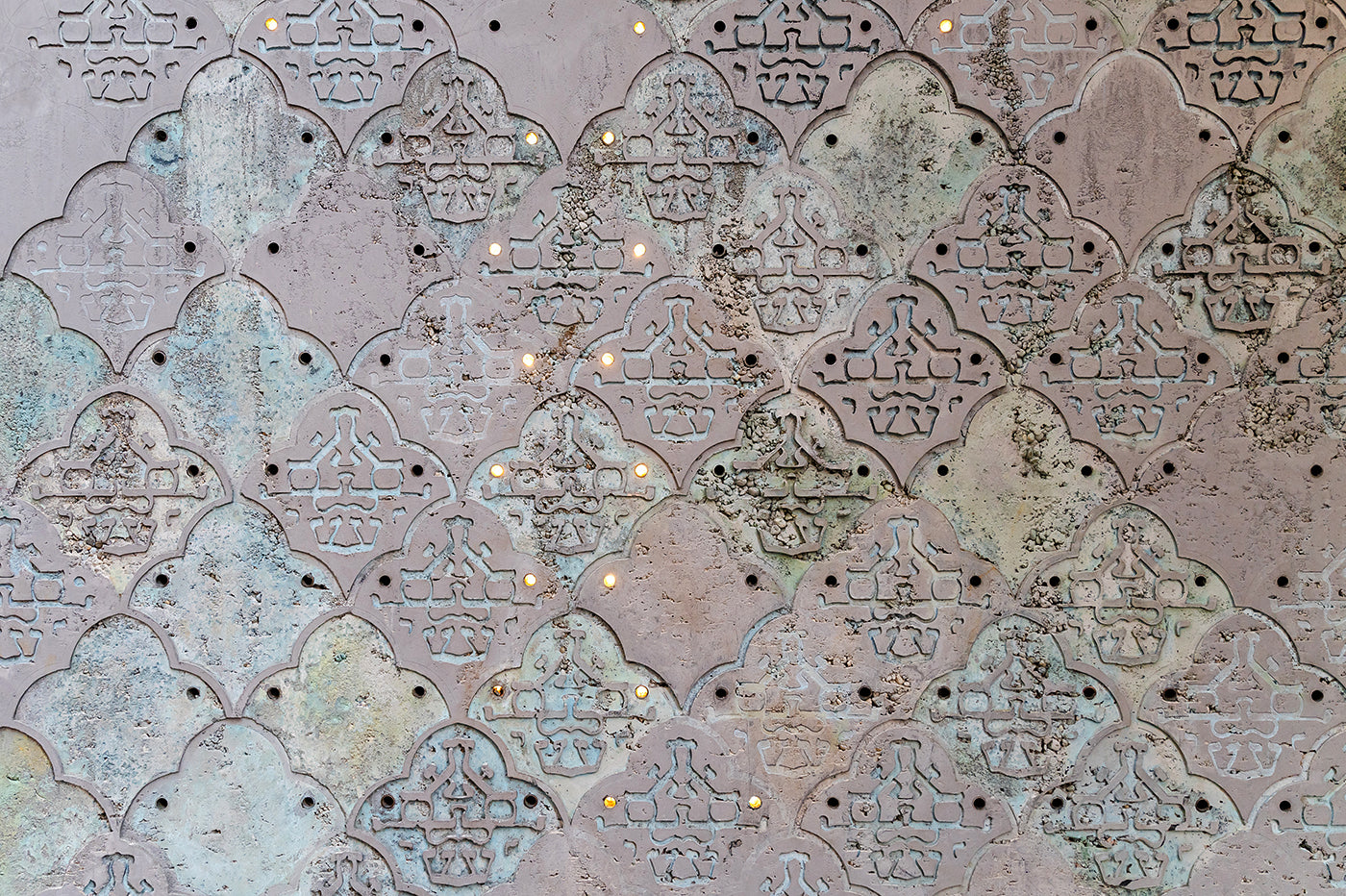 Detail of the Jewish ghetto memorial wall on Dohány Street #4841