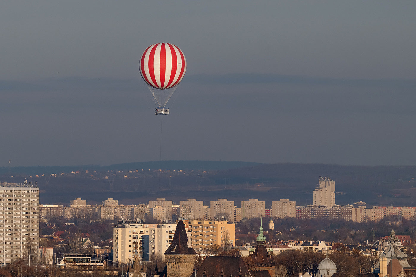 The hot air balloon from the Basilica #4875
