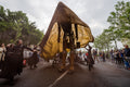 Giant puppets on Andrássy Avenue - Abstract Budapest International Contemporary Puppet Festival #5702