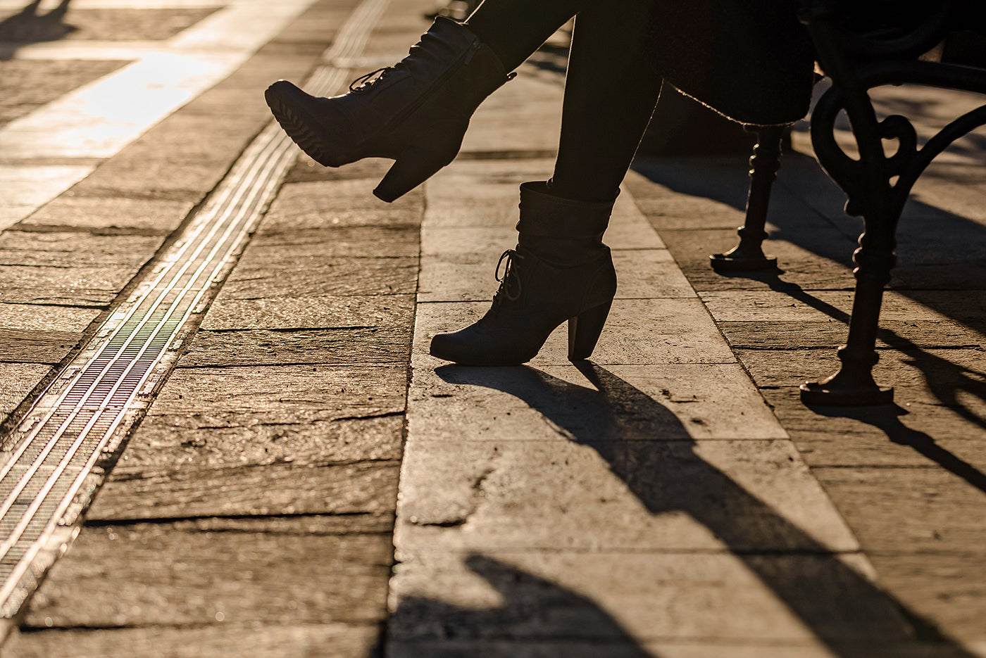 Feet on Zrínyi Street #5759