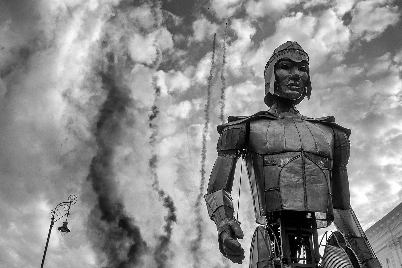 Giant puppets on Andrássy Avenue - Abstract Budapest International Contemporary Puppet Festival #5772