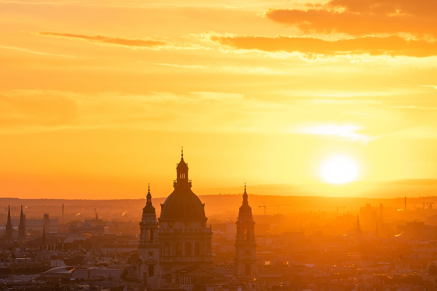 Basilica at dawn from the Fisherman's Bastion #5783