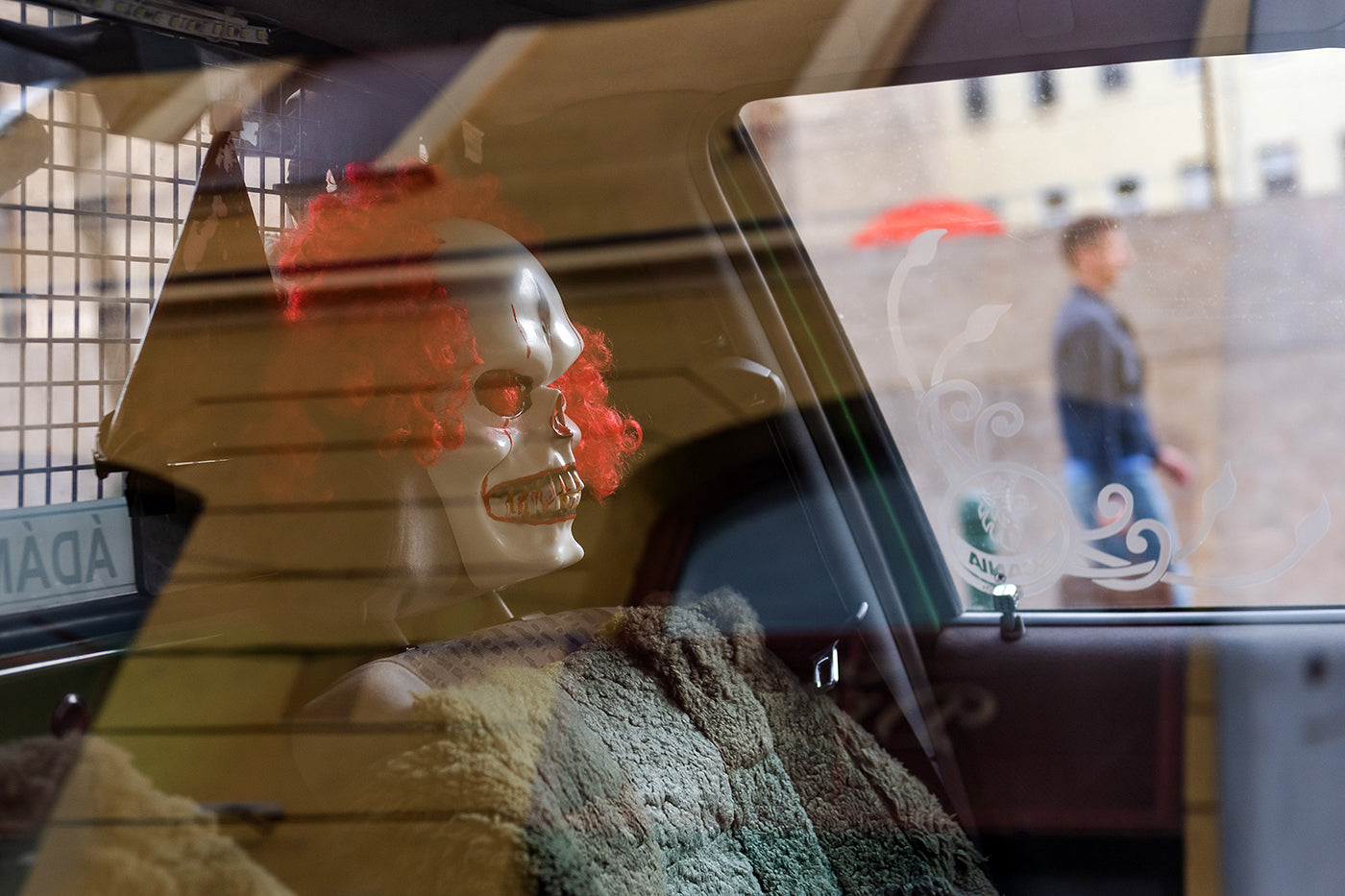 Masked backrest in a car on Ráday Street #5797