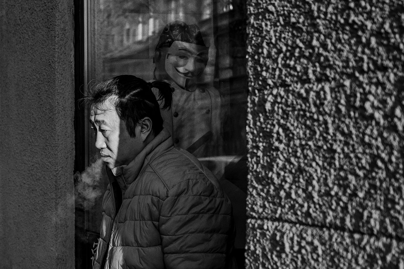 Smoke blowing on Vámház Boulevard #5885