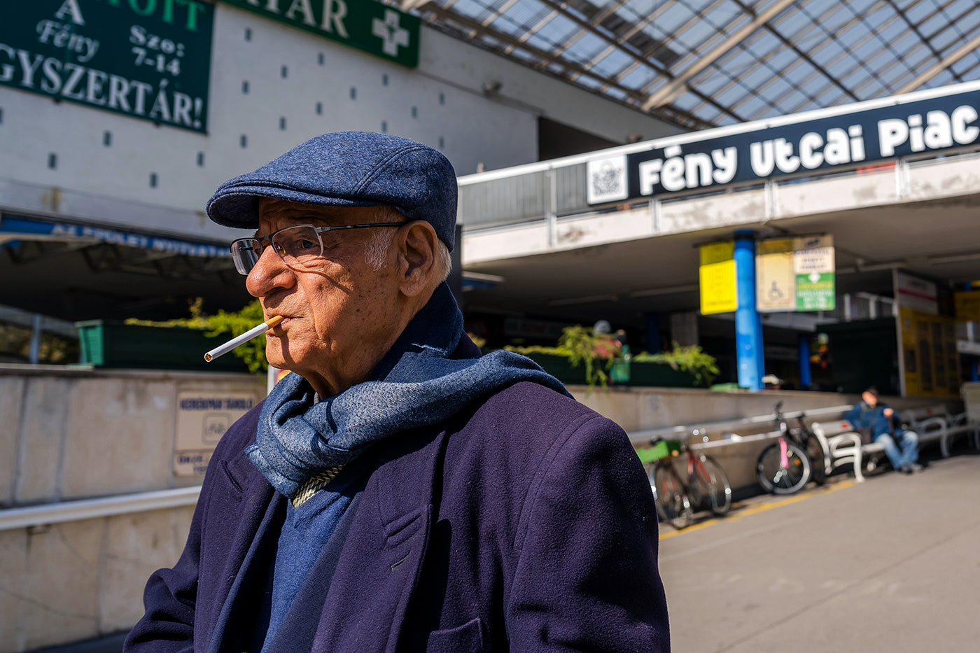 Életkép a Fény utcai piacnál #5931