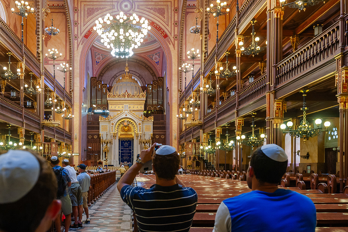 Life in the Dohány Street Synagogue #6079
