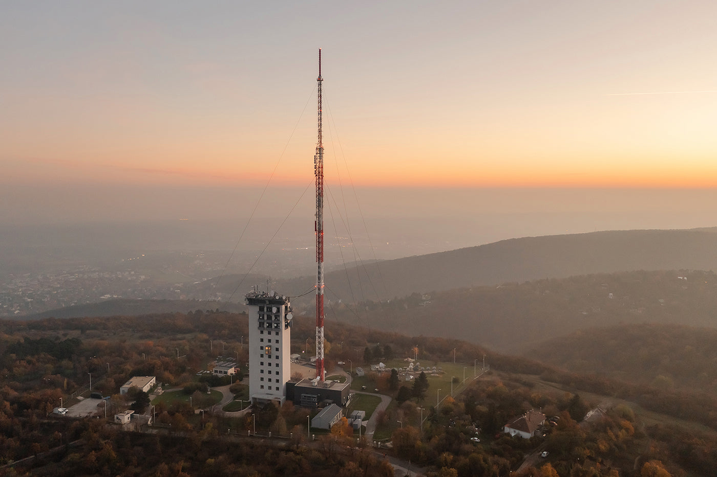 Széchenyi Mountain transmission tower in autumn #6364