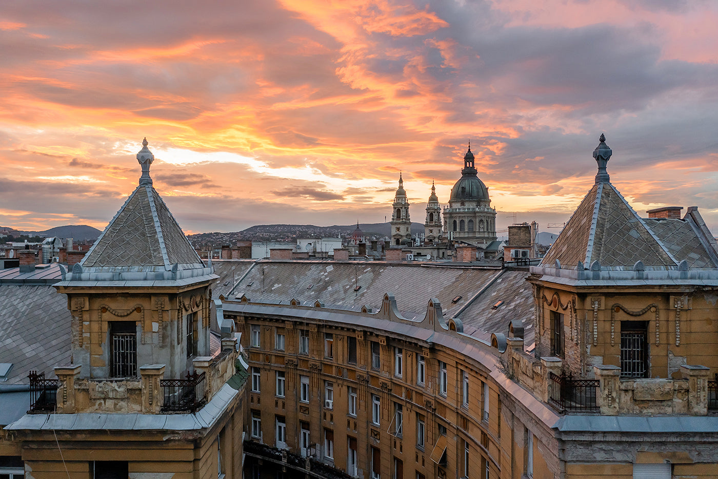 Basilica from Anker Square at sunset #6383