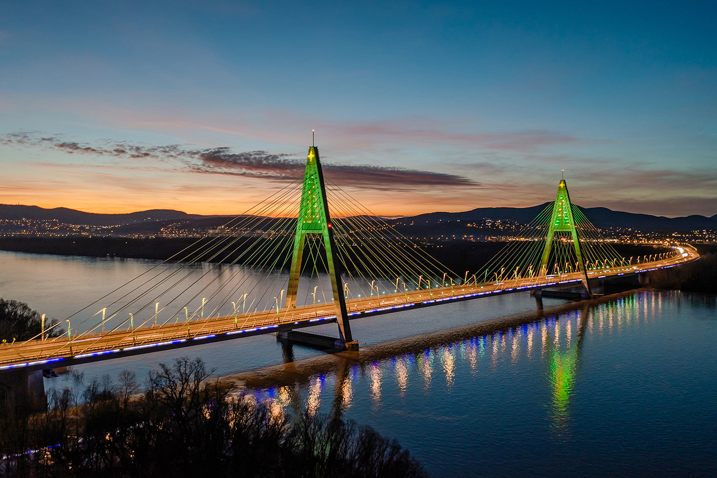 Christmas decoration lighting of Megyeri Bridge #6404
