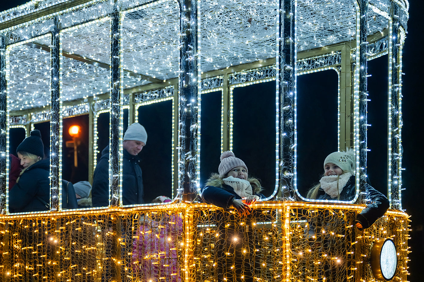 Tram in Lumina Park #6613