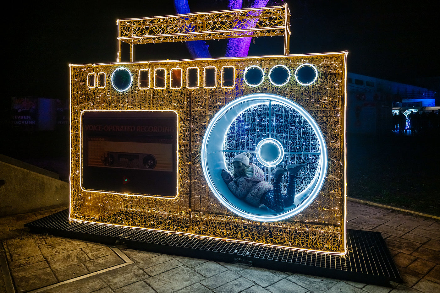 Radio in Lumina Park #6633