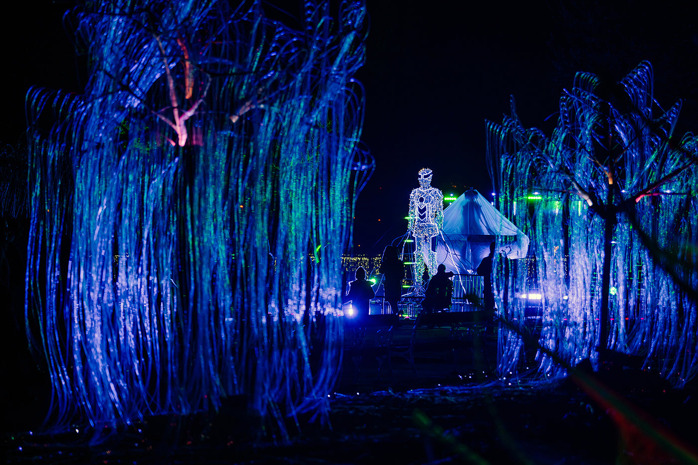 Robot in Lumina Park #6636