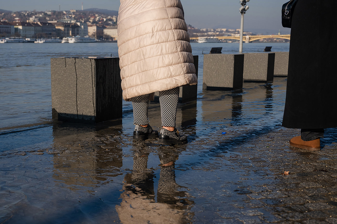 Flood on the quay #6643