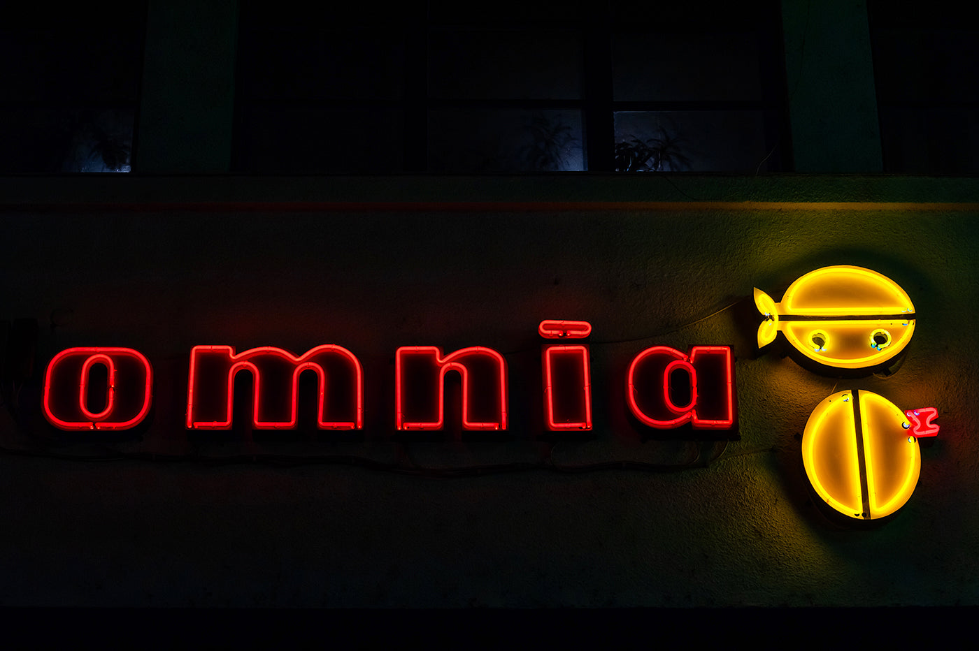 Omnia neon sign in the Electrical Engineering Museum #6676