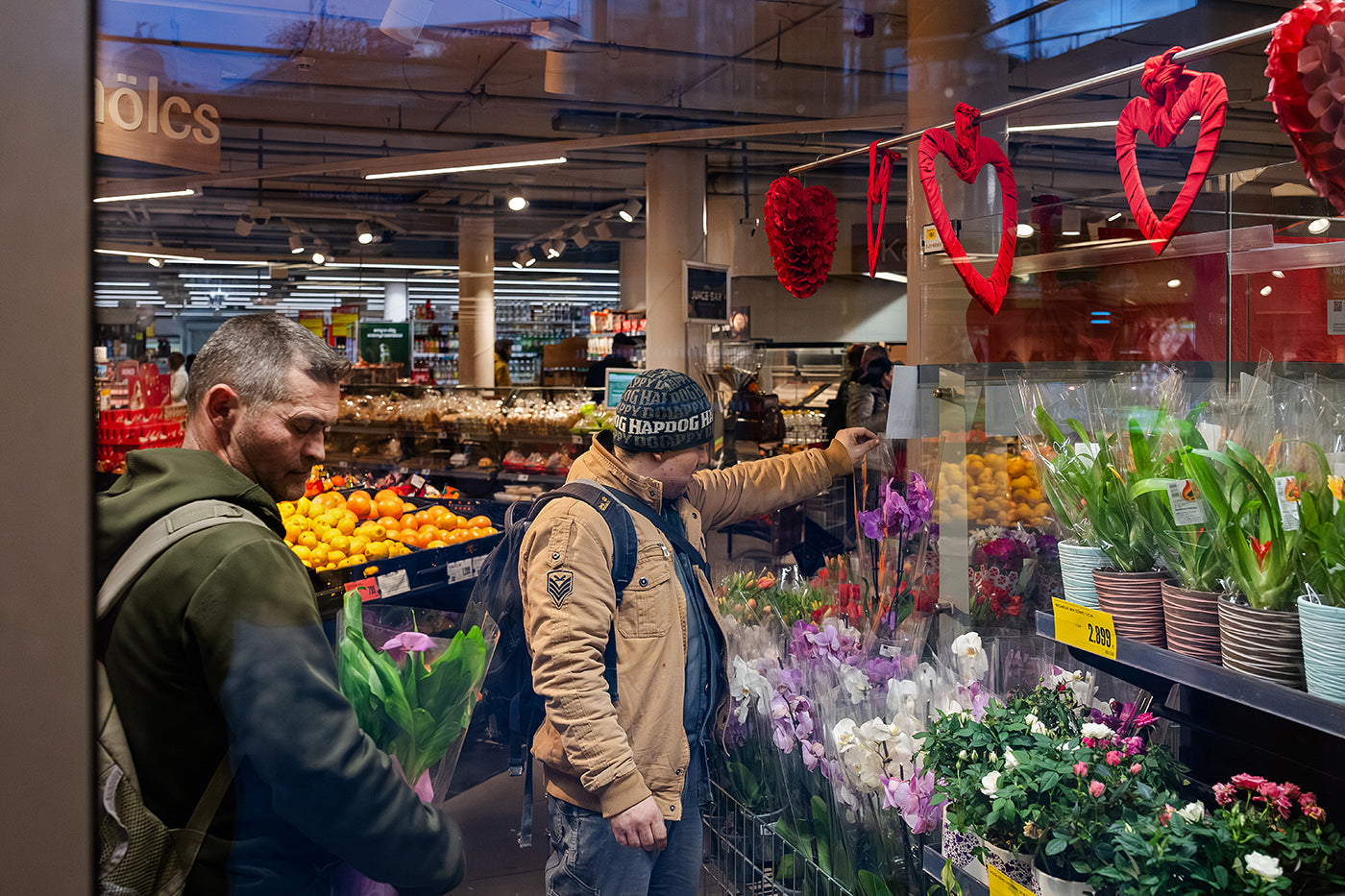 Valentine's Day at Nyugati #7119