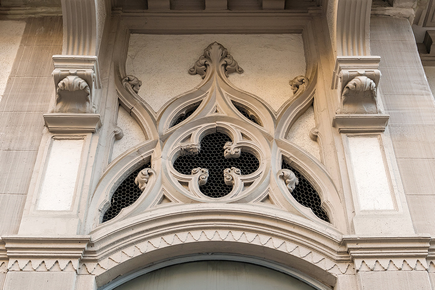 Exterior detail of Báthory Street 7 #7417