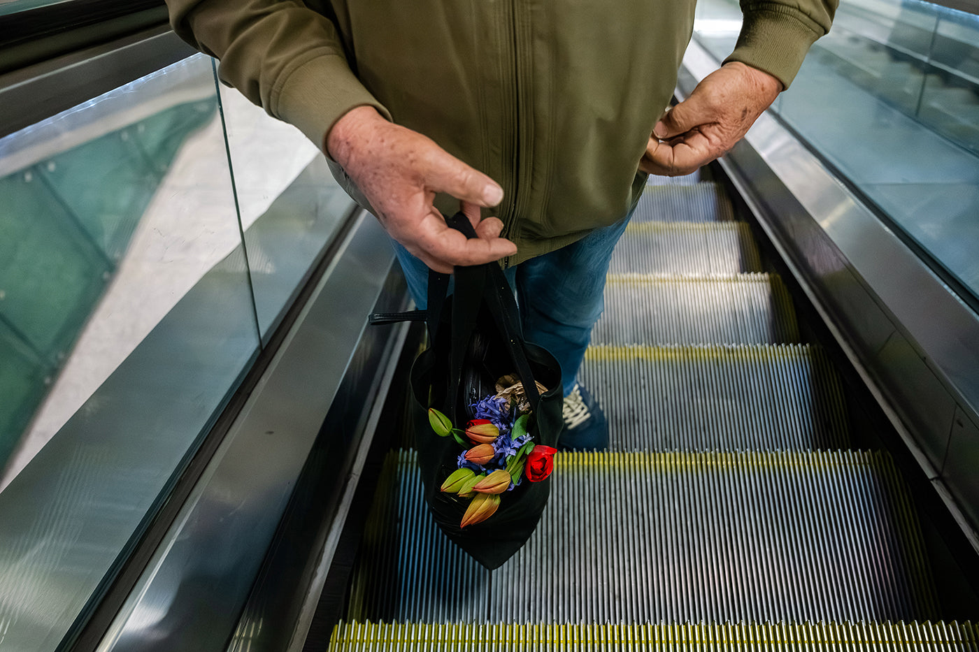 Life pictures from the 10-year-old metro line 4 #7468