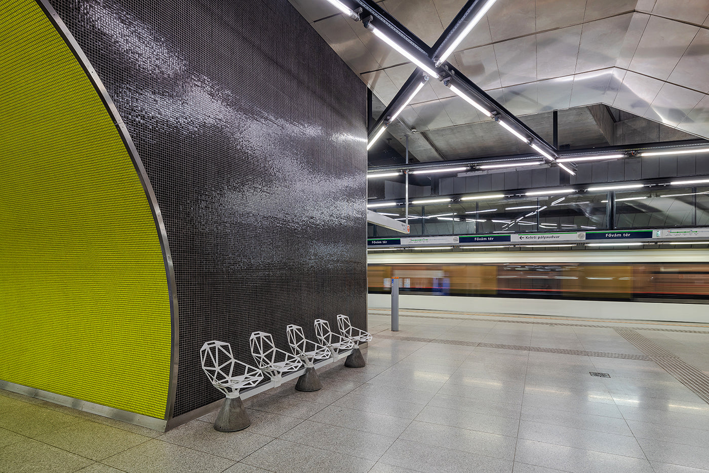 M4 metro - Fővám square #7501