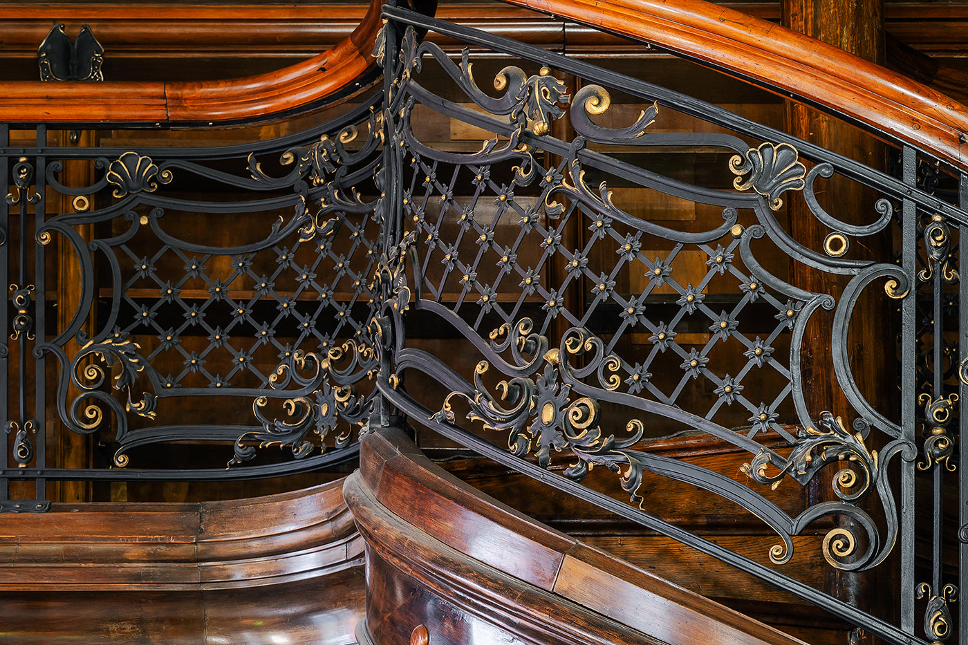 Metropolitan Szabó Ervin Library - Detail of the Philosophy Reading Room #7593