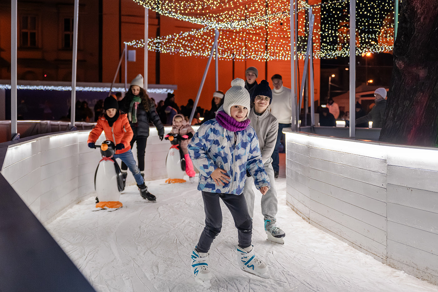 Skaters in the City Hall Park #7757