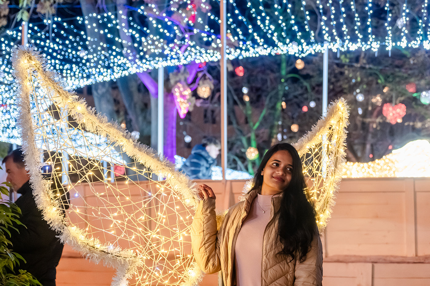 Taking pictures in the Town Hall Park #7764