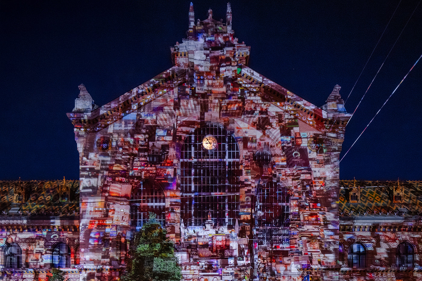 Light painting on the Central Market Hall building #8048