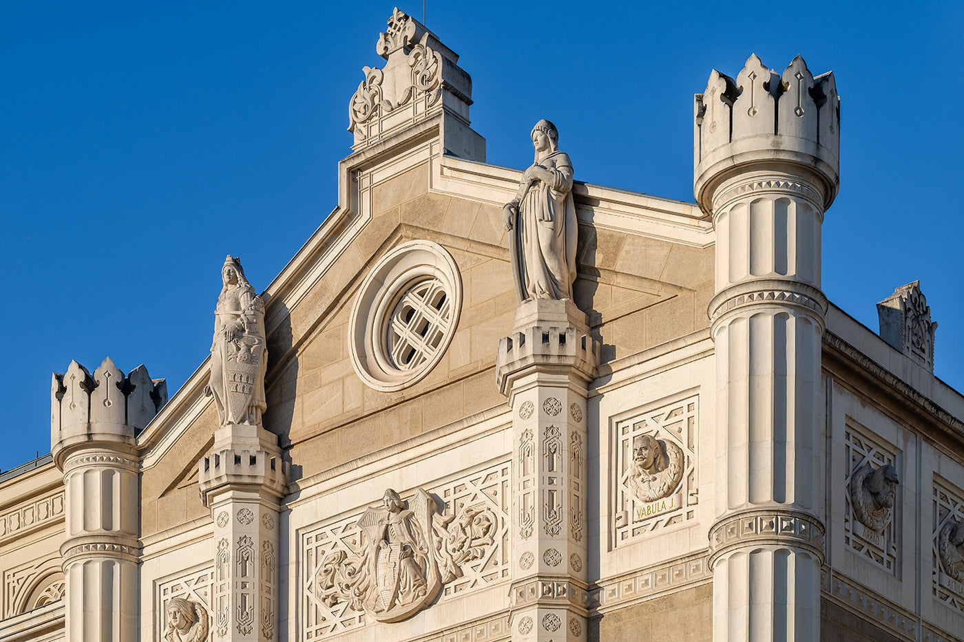 Pesti Vigadó homlokzatrészlet #8355