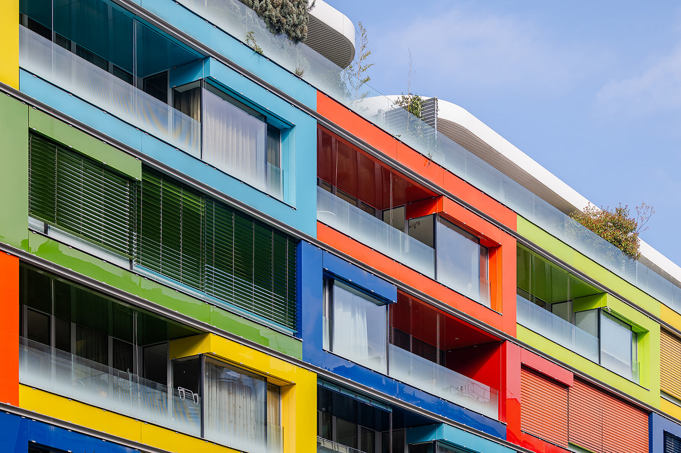 Simplon Courtyard Facade #8386