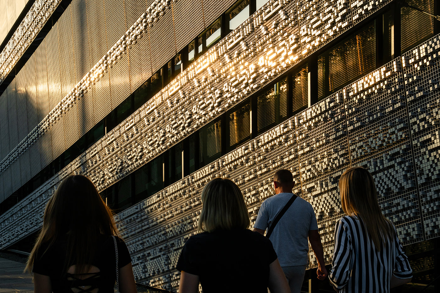 Életkép a Néprajzi Múzeumnál #8392