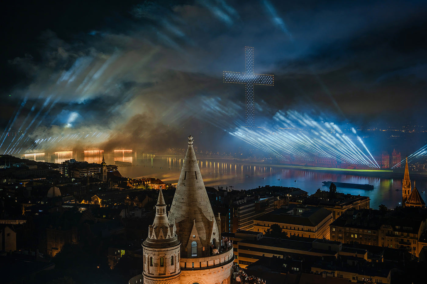 Augusztus 20-i tűzijáték a Hilton Budapest teraszáról #8525
