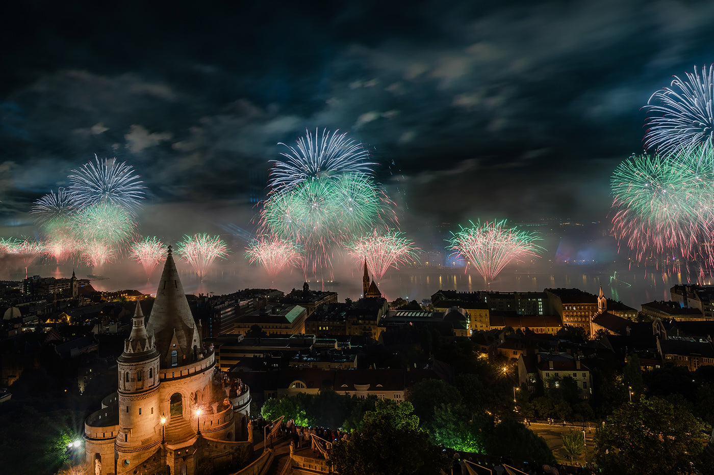 Augusztus 20-i tűzijáték a Hilton Budapest teraszáról #8536