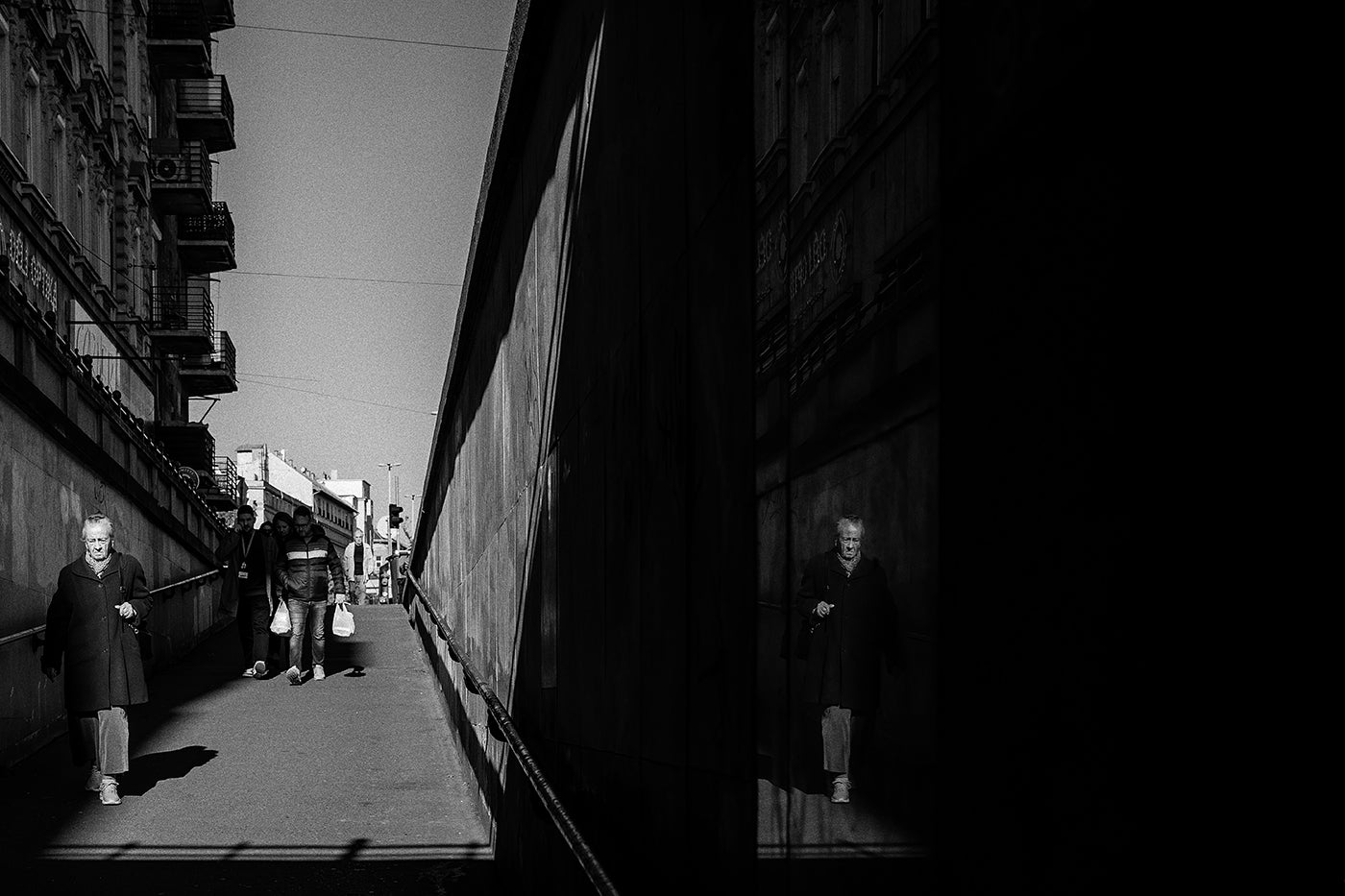 Life at the South Railway Station #8571