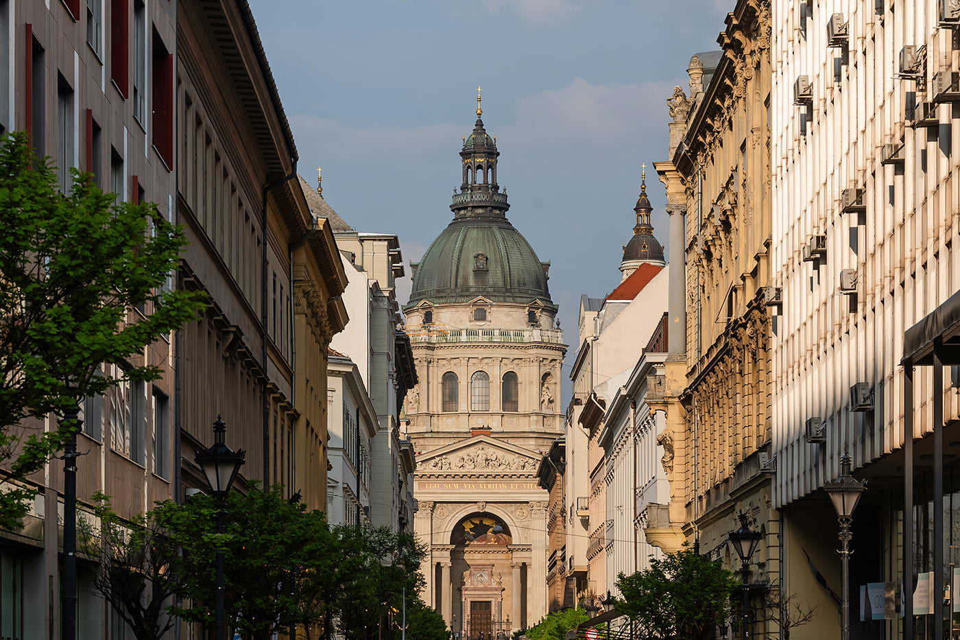 Basilica from Zrínyi Street #8586