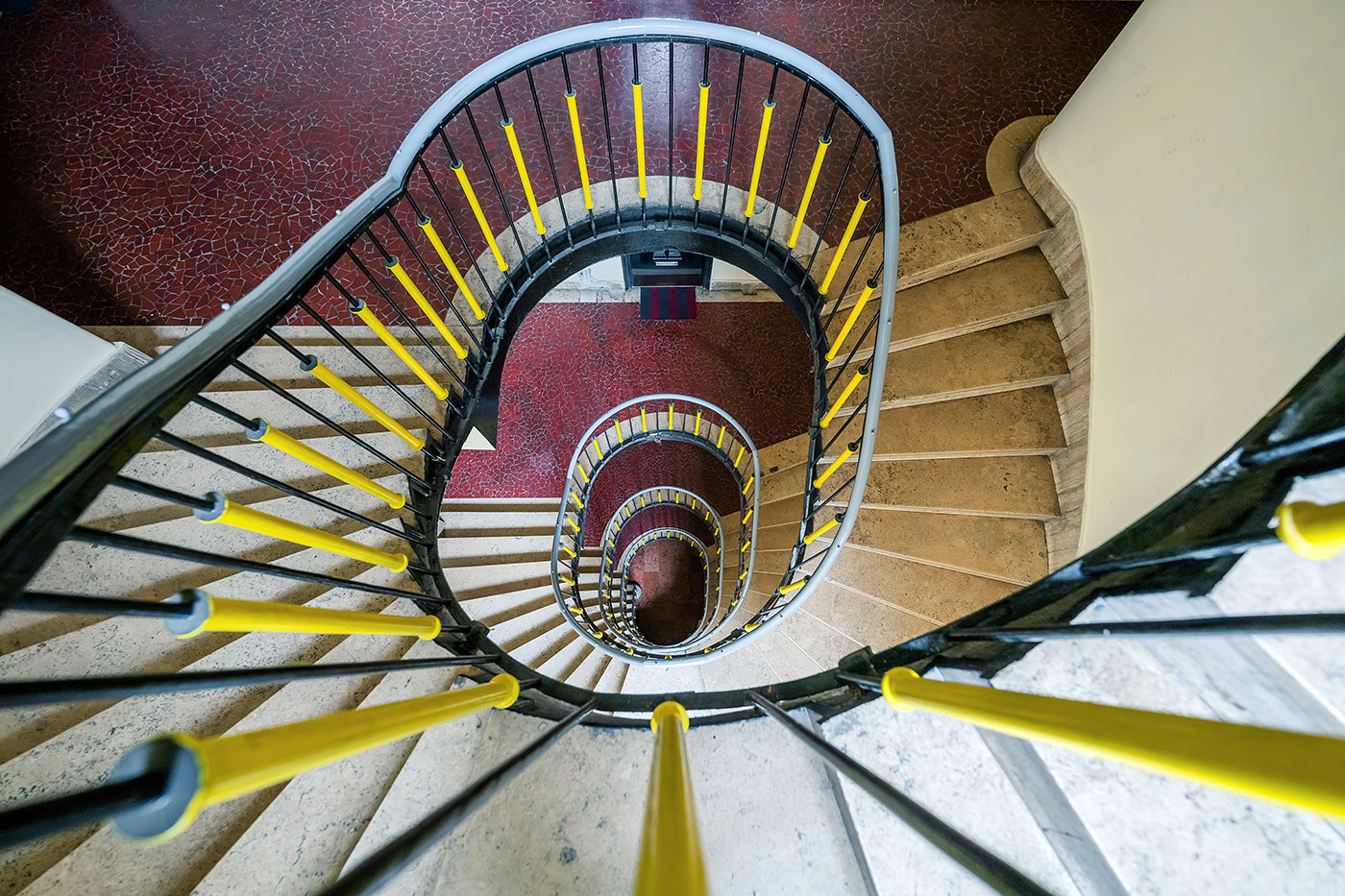 Spiral staircase at Liszt Ferenc tér 3 #8944