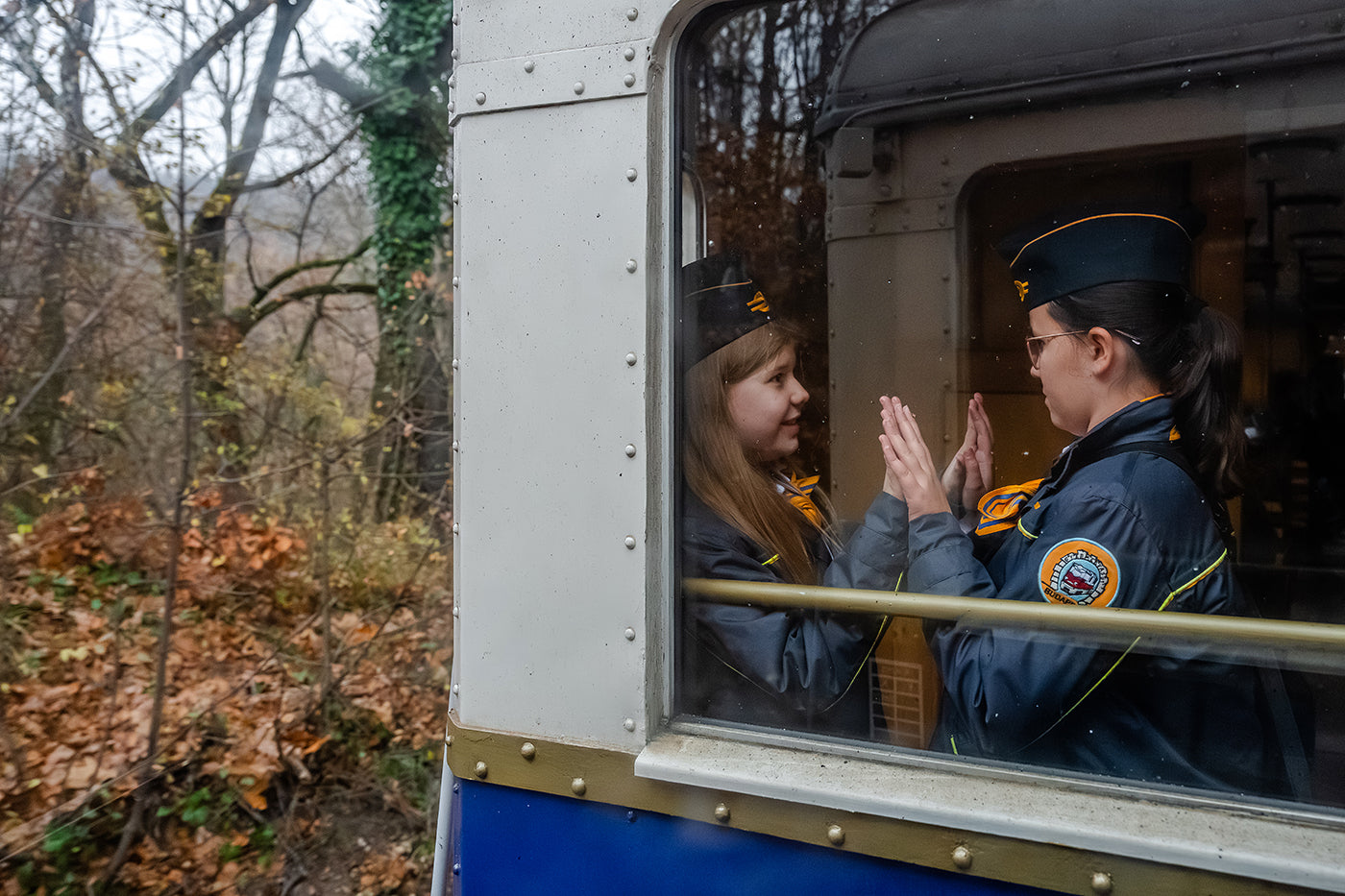 Guides on the Children's Railway #8987