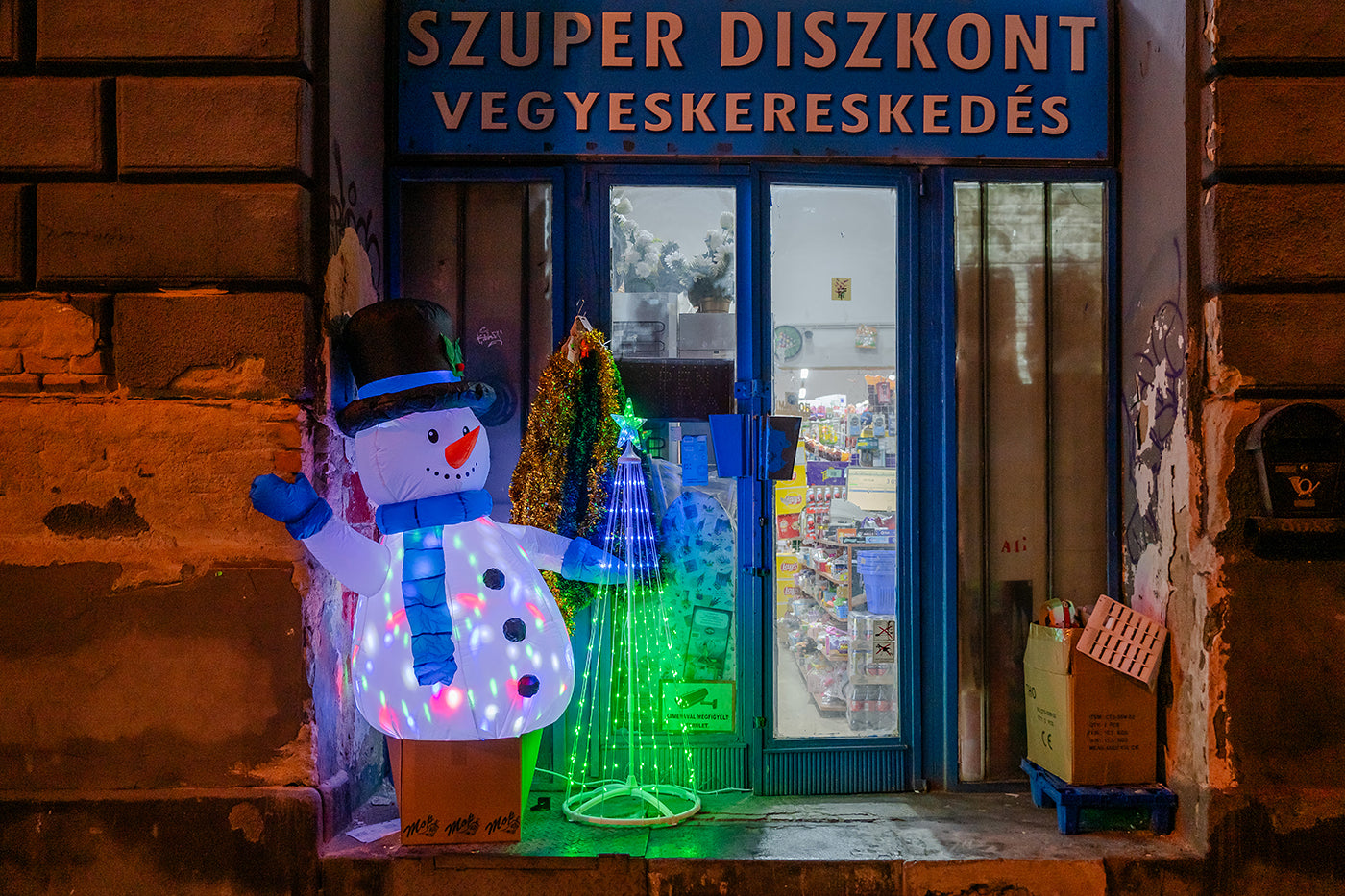 Karácsonyi üzletportál a Vörösmarty utcában #9032