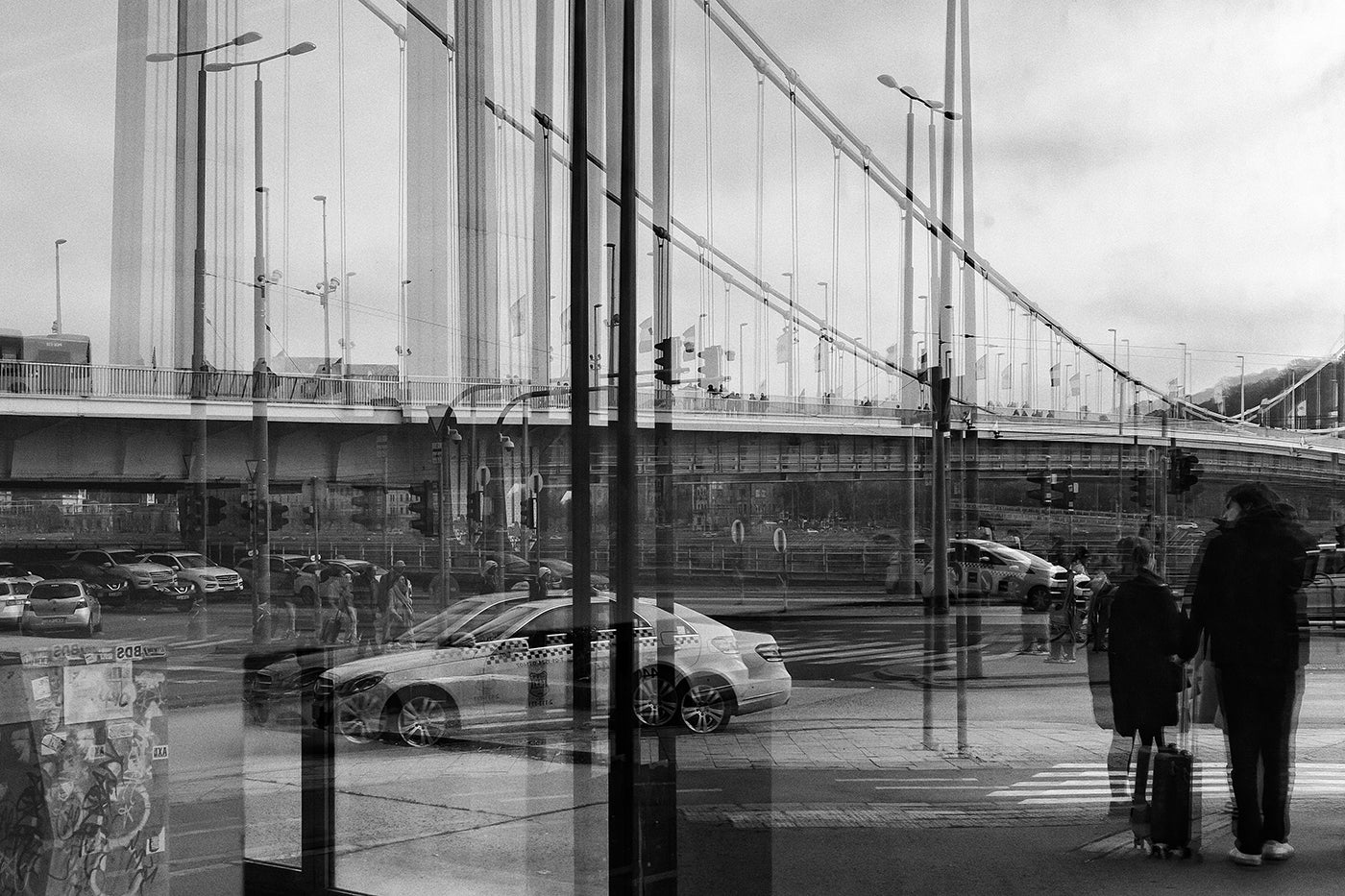 Reflection at the Elizabeth Bridge #9063