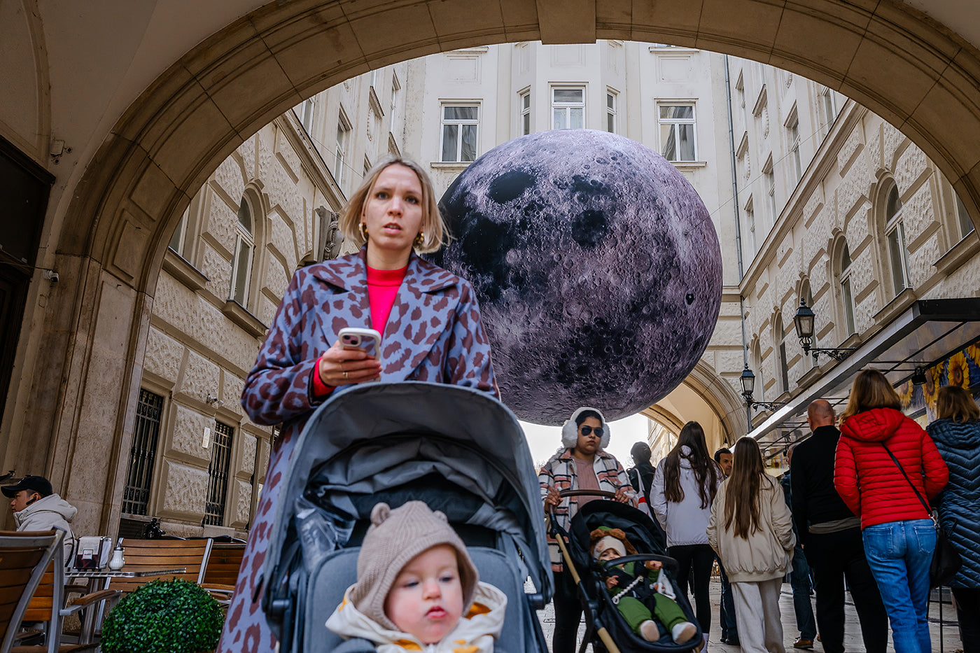 Moon installation during Piarist #9067