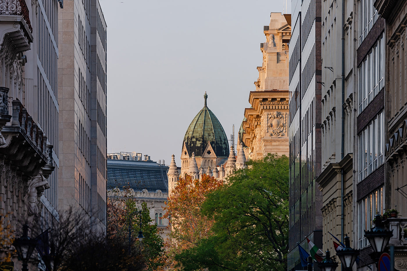 Szabadság tér a Sas utcából #9141